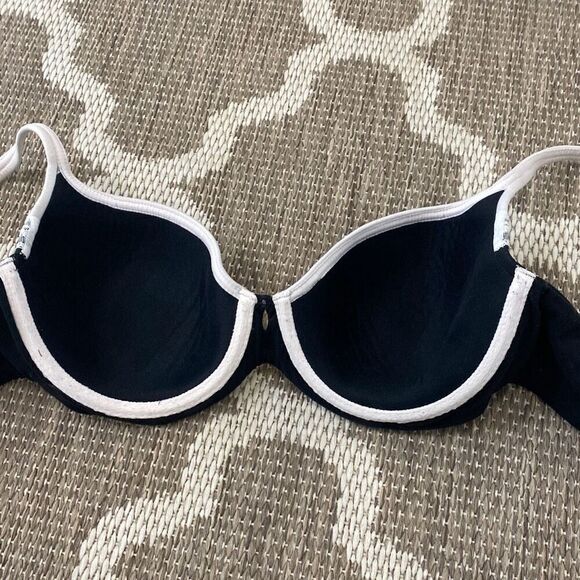 Victoria’s Secret lined Demi size 34D - Picture 2 of 6